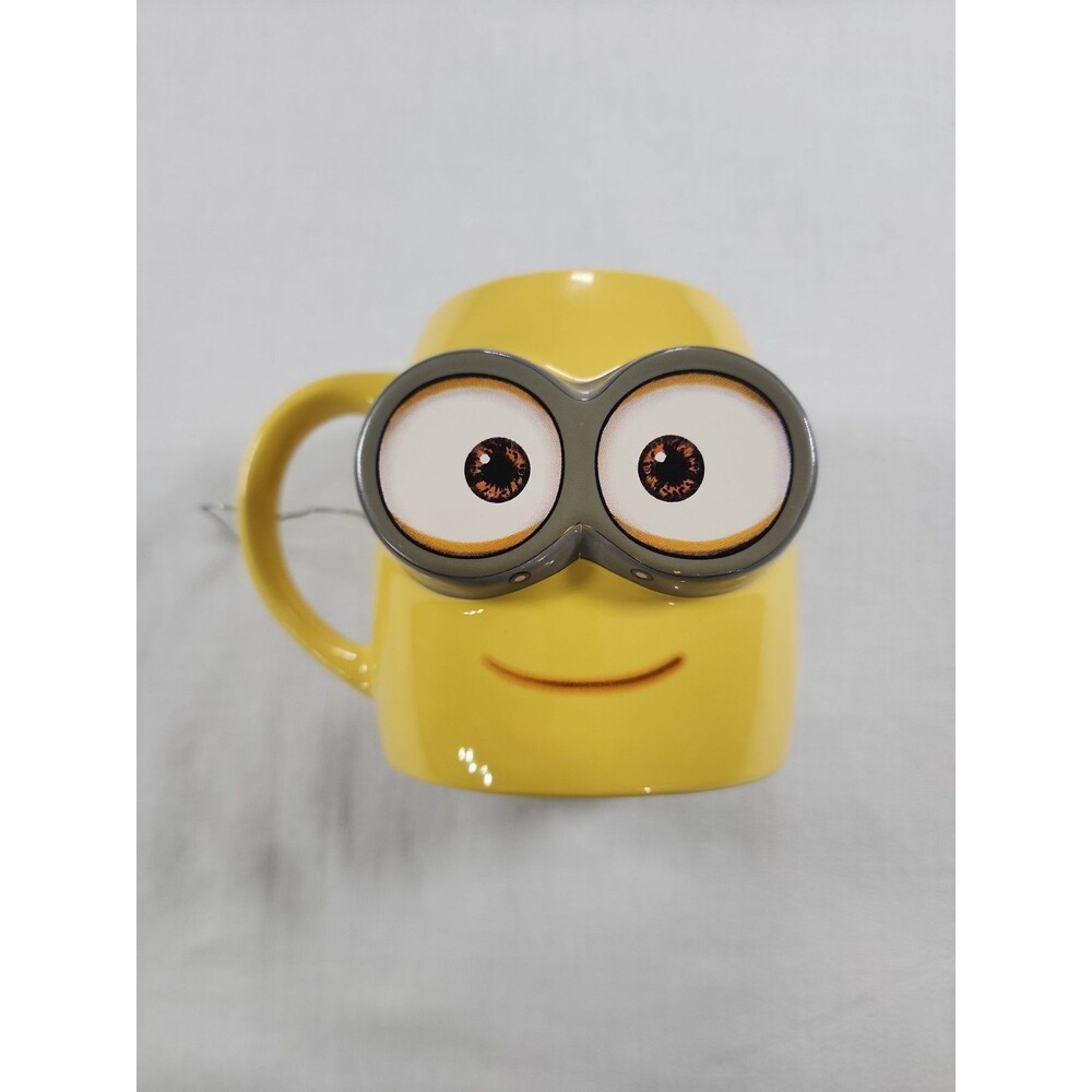 Universal Studios Yellow Minion Mug, Despicable Me Minion Mayhem Excellent Cond.